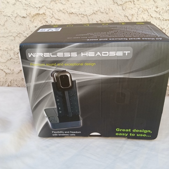 INNOTALK Wireless Headset Compatible with Polycom VVX300, VVX310, VVX400, VVX410 - Picture 10 of 16